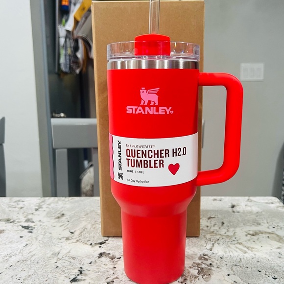 Limited Edition - Target Red Valentine’s Stanley - 40oz - Picture 6 of 8